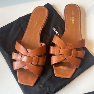 Saint Laurent Tribute Flat Sandals